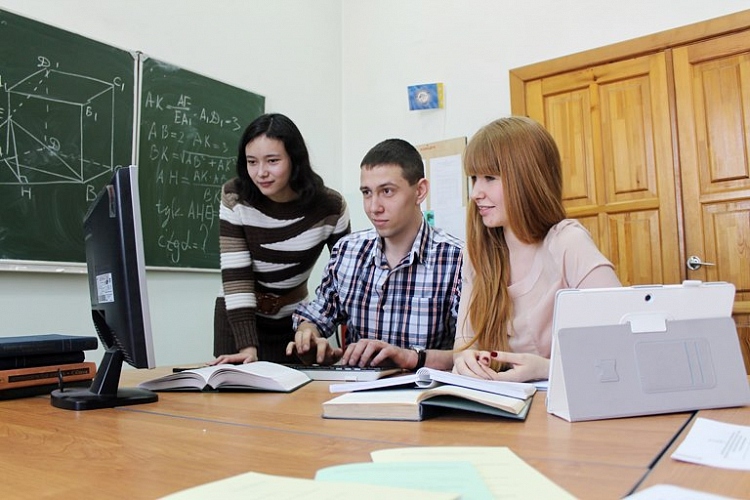 Факультет математики и информационных технологий АлтГУ готов к приемной кампании 2015