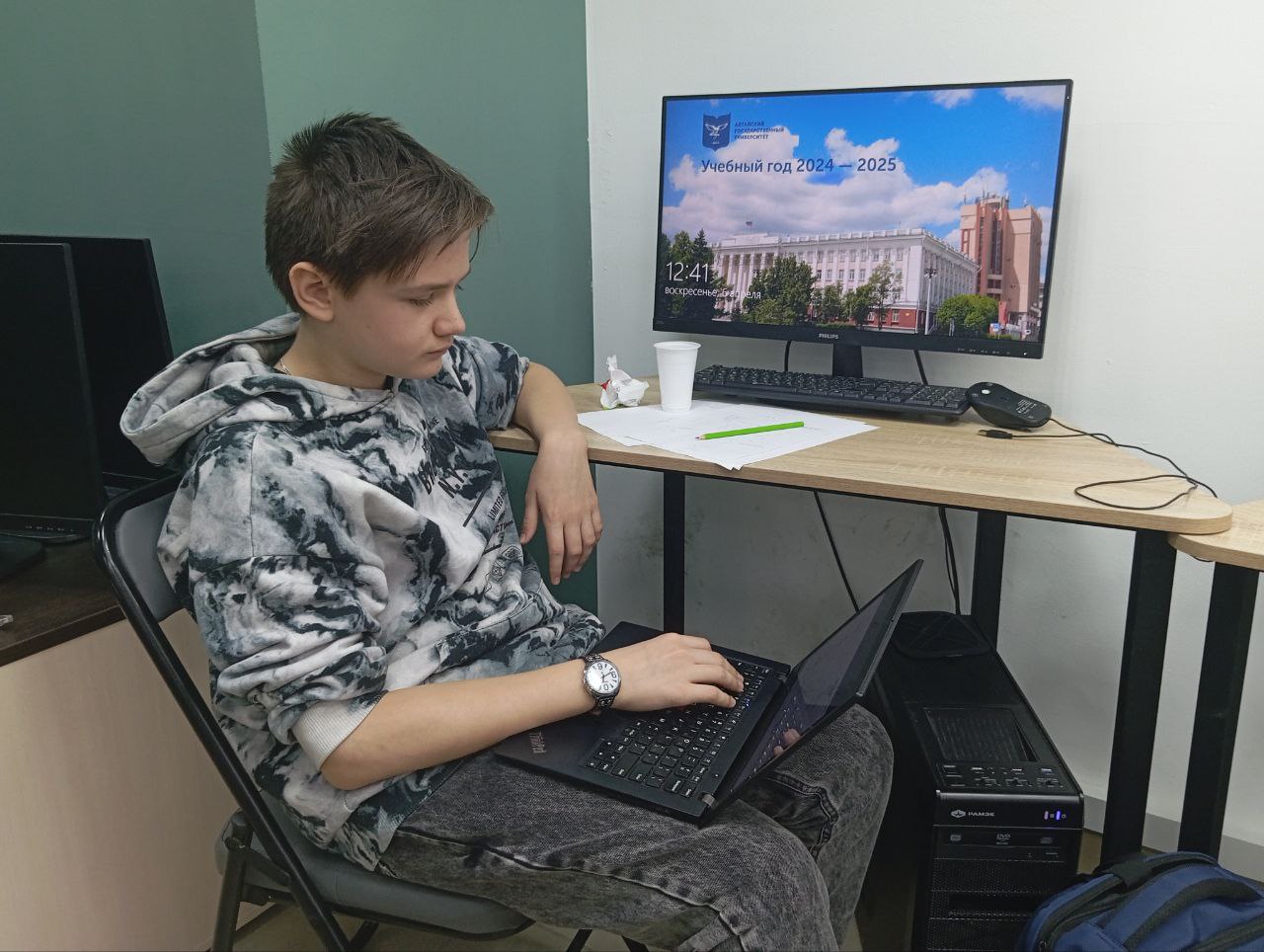 На платформе «CLEAN CODE CUP»прошла открытая олимпиада школьников по программированию
