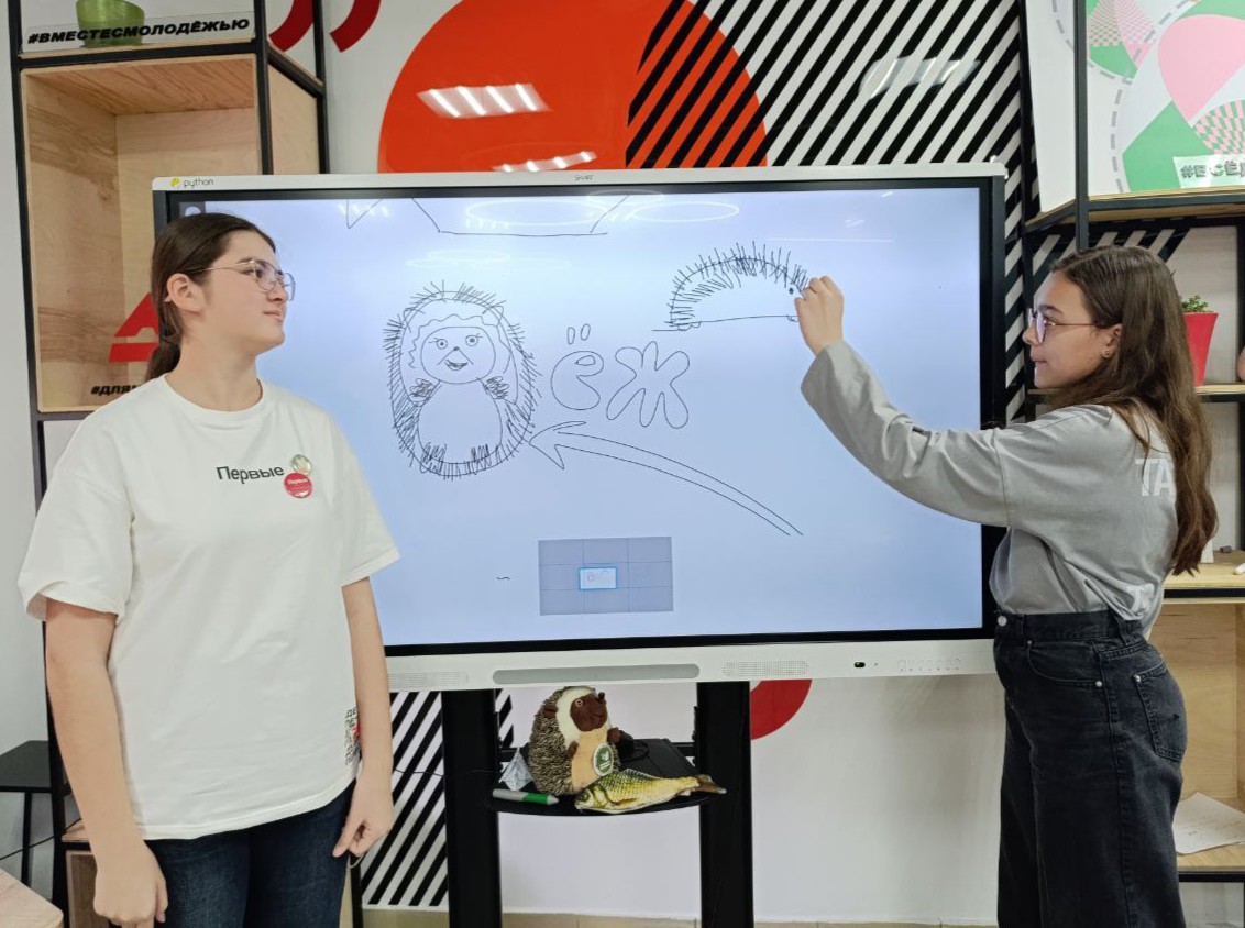 «Математические основы искусственного интеллекта» изучали школьники на профильной смене ИМИТ